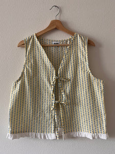 Ruffle Vest - Size L