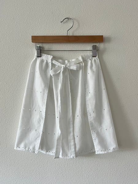 Eylet Apron