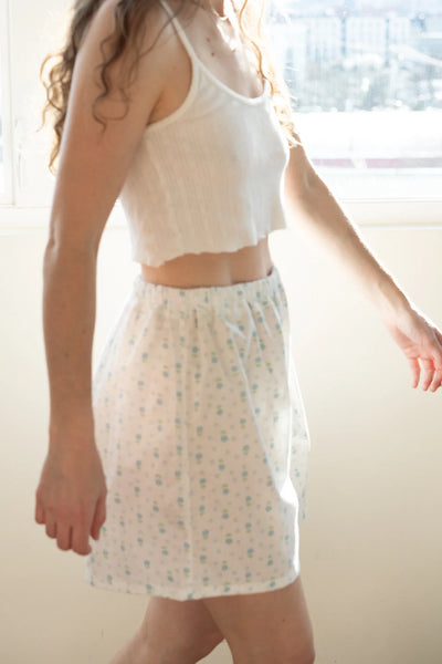 Daisy Day Short