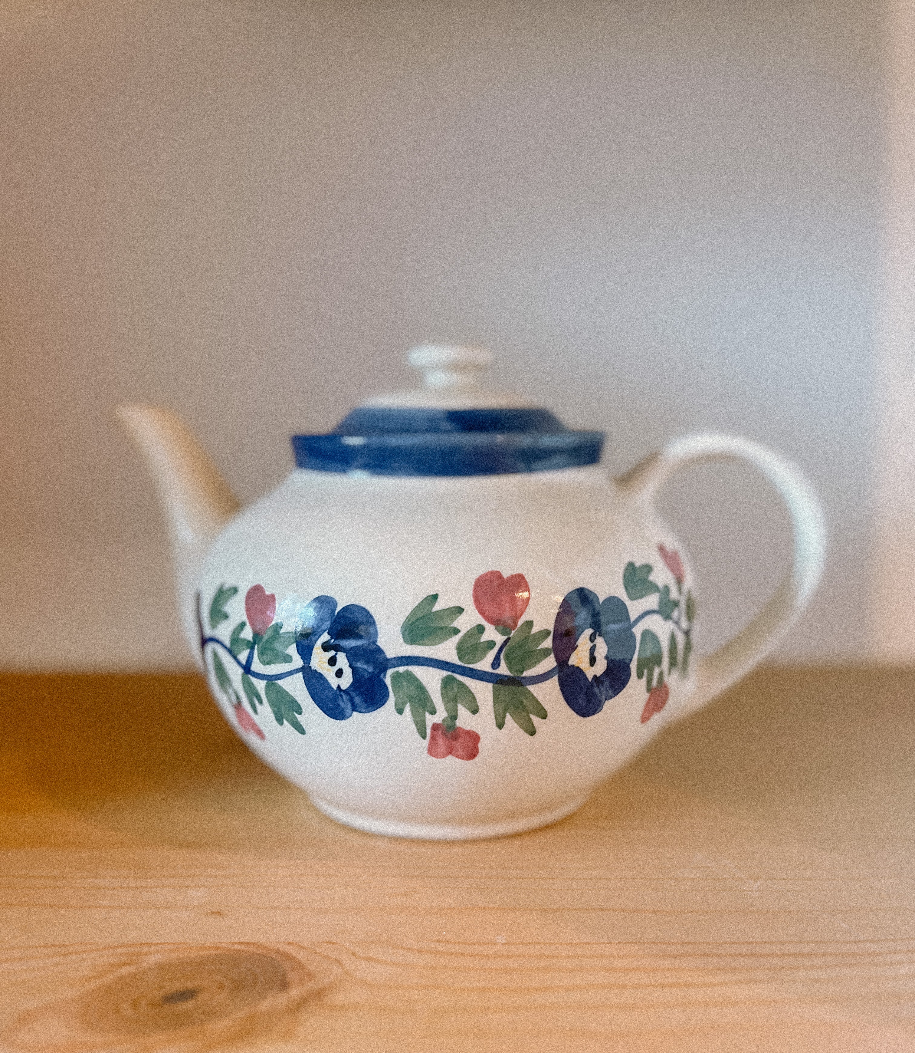 Vintage Lil Teapot